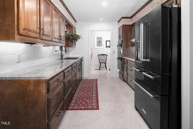 3285 Edinburgh Drive, Sanford, NC 27332
