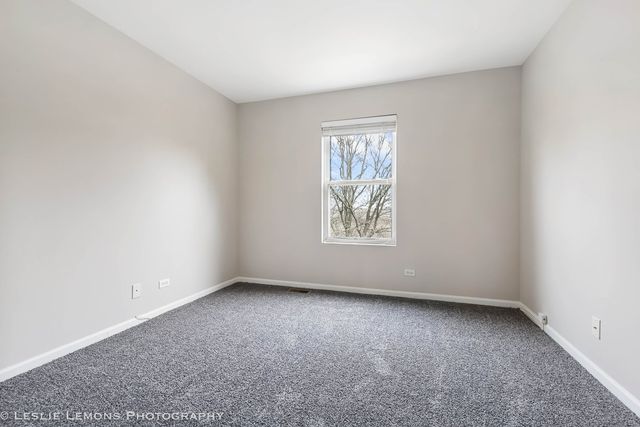 4137 Blackstone Drive 4137, Aurora, IL 60504