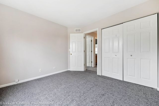 4137 Blackstone Drive 4137, Aurora, IL 60504