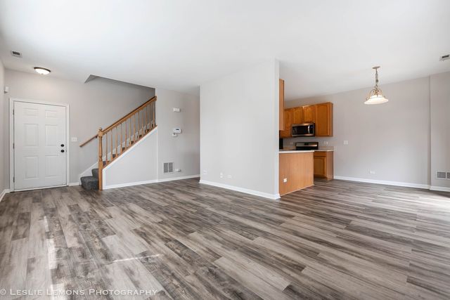 4137 Blackstone Drive 4137, Aurora, IL 60504