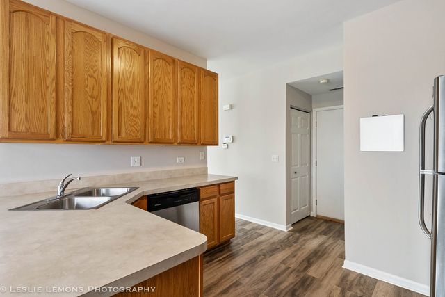 4137 Blackstone Drive 4137, Aurora, IL 60504