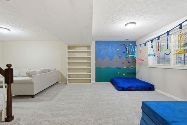 3408 Fox Den Circle, Lexington, KY 40515