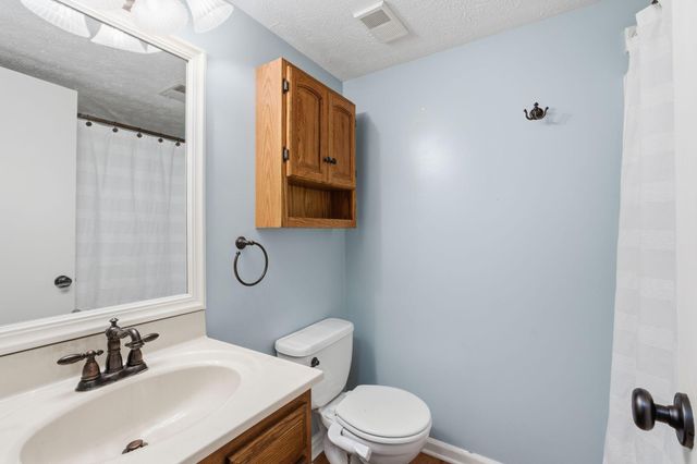 3408 Fox Den Circle, Lexington, KY 40515