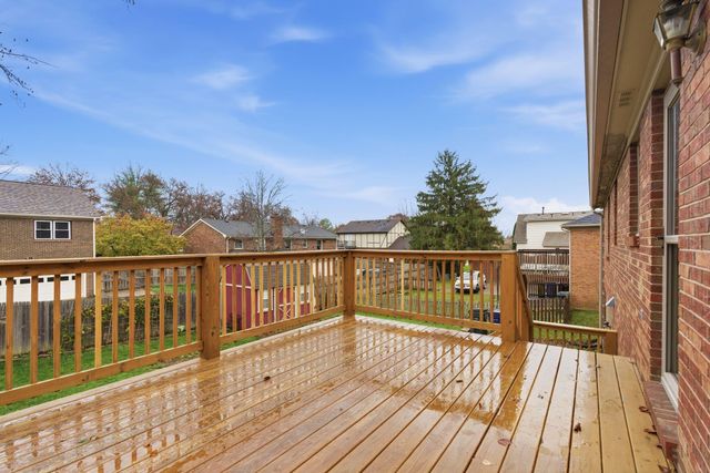 3408 Fox Den Circle, Lexington, KY 40515