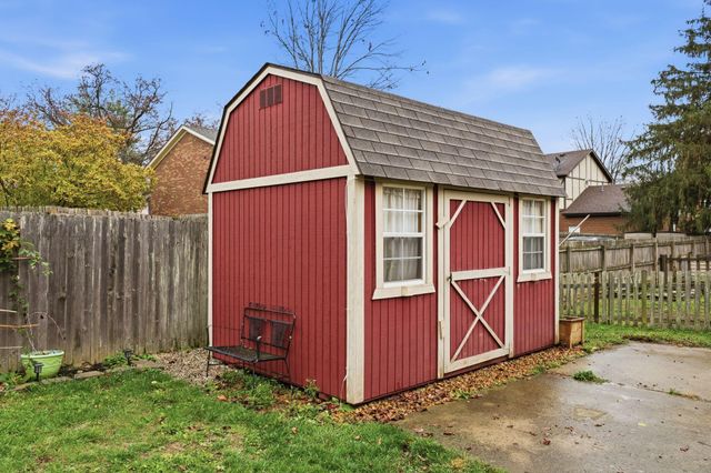 3408 Fox Den Circle, Lexington, KY 40515