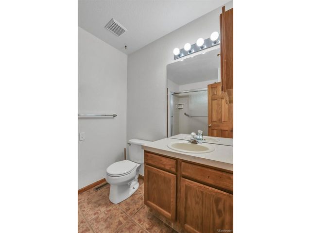 3006 W Long Dr D, Littleton, CO 80120
