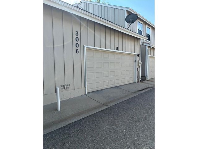 3006 W Long Dr D, Littleton, CO 80120