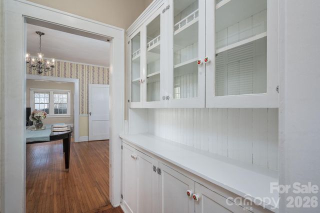 609 Hillcrest Avenue, Gastonia, NC 28052