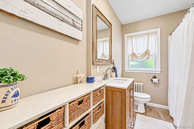 19 Cherry Avenue, West Sayville, NY 11796