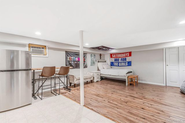19 Cherry Avenue, West Sayville, NY 11796