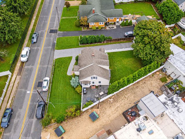 19 Cherry Avenue, West Sayville, NY 11796
