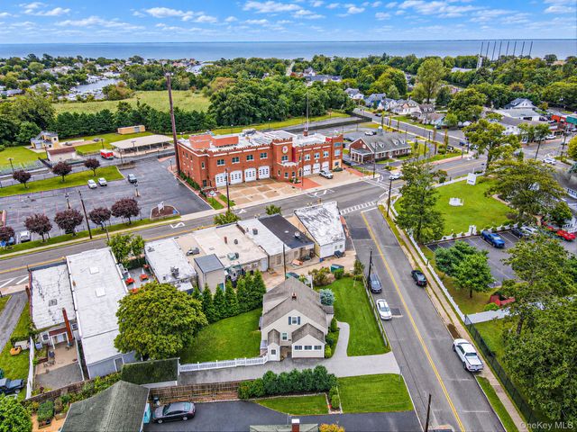 19 Cherry Avenue, West Sayville, NY 11796