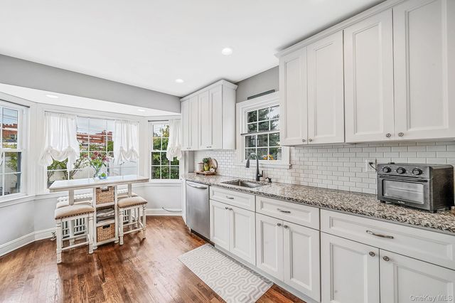 19 Cherry Avenue, West Sayville, NY 11796