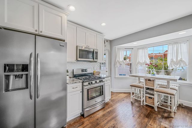 19 Cherry Avenue, West Sayville, NY 11796