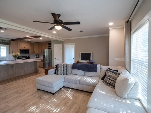 49940 Bob Crouch Drive, Earlsboro, OK 74840