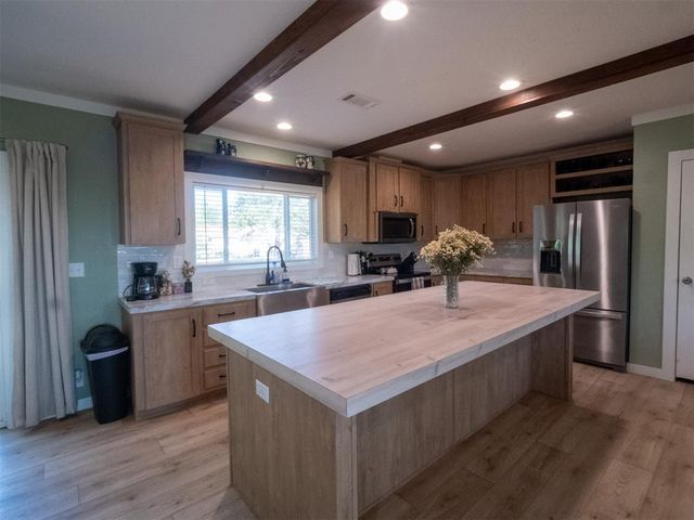 49940 Bob Crouch Drive, Earlsboro, OK 74840