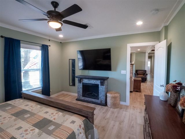 49940 Bob Crouch Drive, Earlsboro, OK 74840