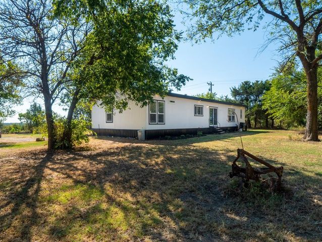 49940 Bob Crouch Drive, Earlsboro, OK 74840