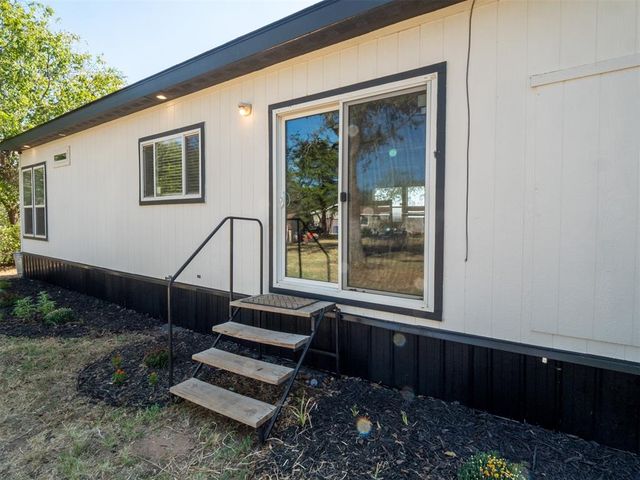 49940 Bob Crouch Drive, Earlsboro, OK 74840