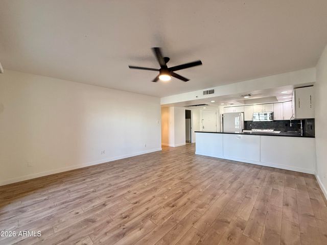 7850 E CAMELBACK Road 209, Scottsdale, AZ 85251