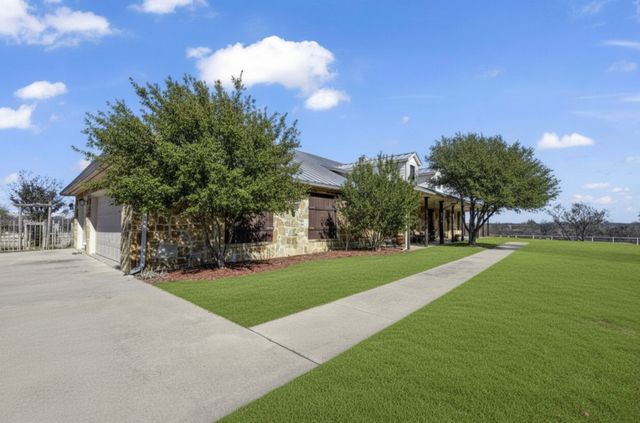 11918 Riek Road !, Krum, TX 76249