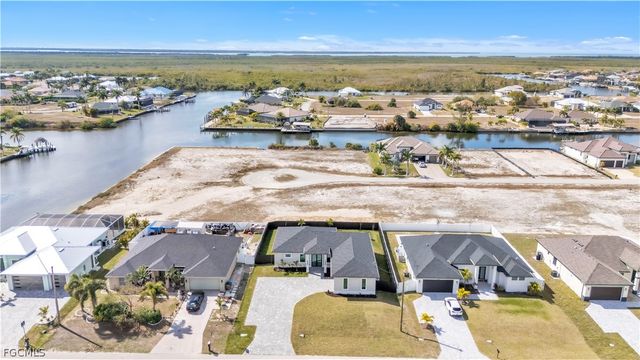 1420 Old Burnt Store RD N, Cape Coral, FL 33993