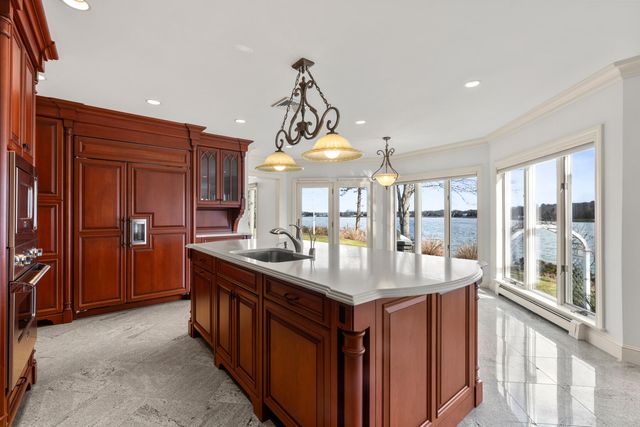 168 Garrison Lane, Osterville, MA 02655