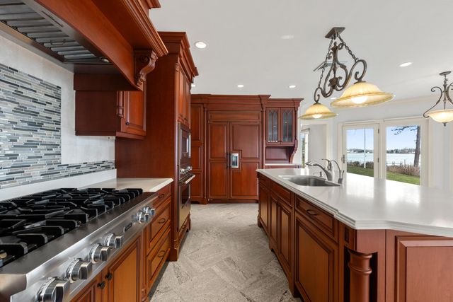 168 Garrison Lane, Osterville, MA 02655