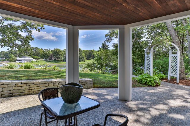 168 Garrison Lane, Osterville, MA 02655