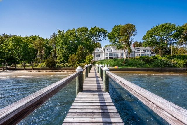 168 Garrison Lane, Osterville, MA 02655
