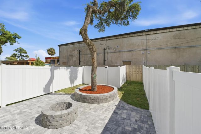 1304- 1312 1ST Avenue N 1304, 1308, 1312, Jacksonville Beach, FL 32250