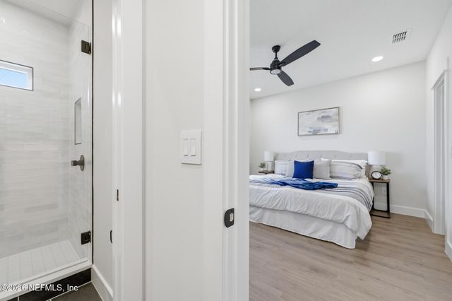 1304- 1312 1ST Avenue N 1304, 1308, 1312, Jacksonville Beach, FL 32250
