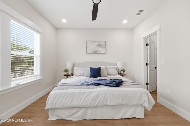 1304- 1312 1ST Avenue N 1304, 1308, 1312, Jacksonville Beach, FL 32250
