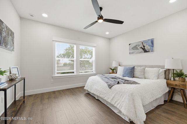1304- 1312 1ST Avenue N 1304, 1308, 1312, Jacksonville Beach, FL 32250