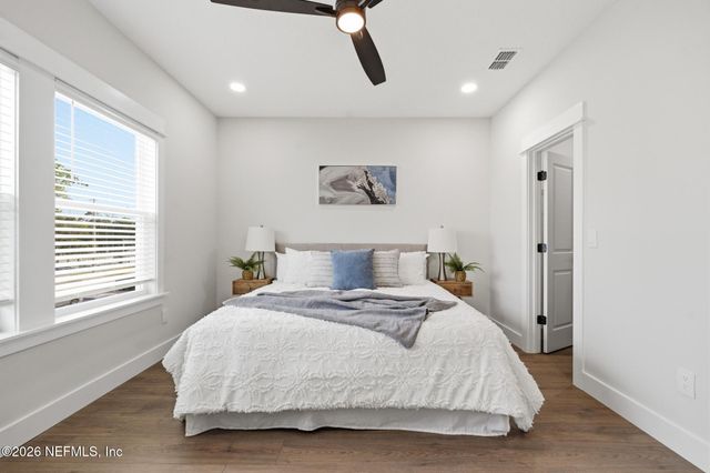 1304- 1312 1ST Avenue N 1304, 1308, 1312, Jacksonville Beach, FL 32250