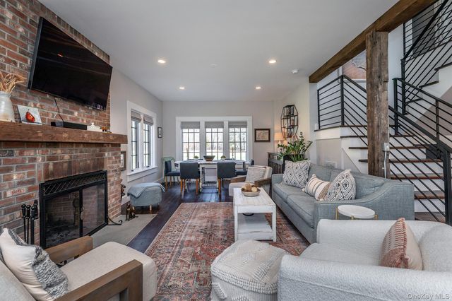 6 Byrds Hill Road, Pawling, NY 12564