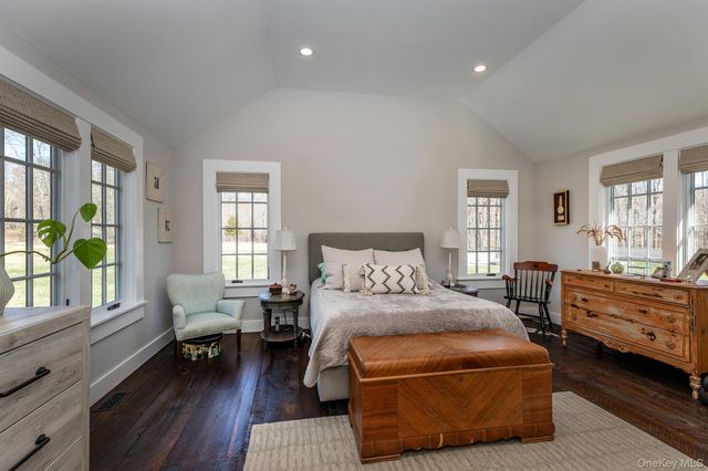 6 Byrds Hill Road, Pawling, NY 12564