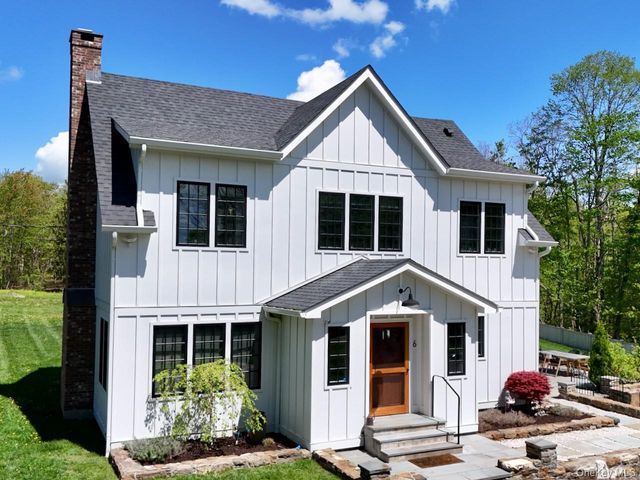 6 Byrds Hill Road, Pawling, NY 12564