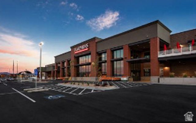 808 W VALLEY VIEW WAY, Lehi, UT 84048