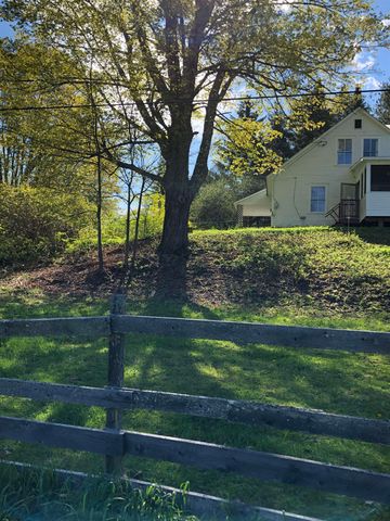 158 Macintosh Hill Road, Bethel, VT 05032