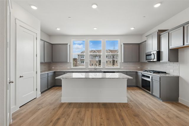 805 Heights Way, Plano, TX 75075