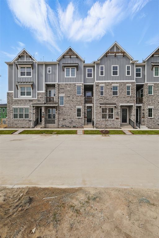 805 Heights Way, Plano, TX 75075