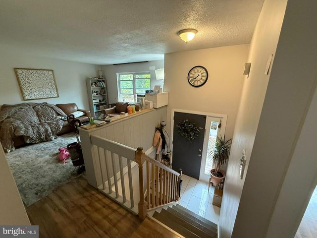 1001 & 1003 ELLMAN LN, State College, PA 16801