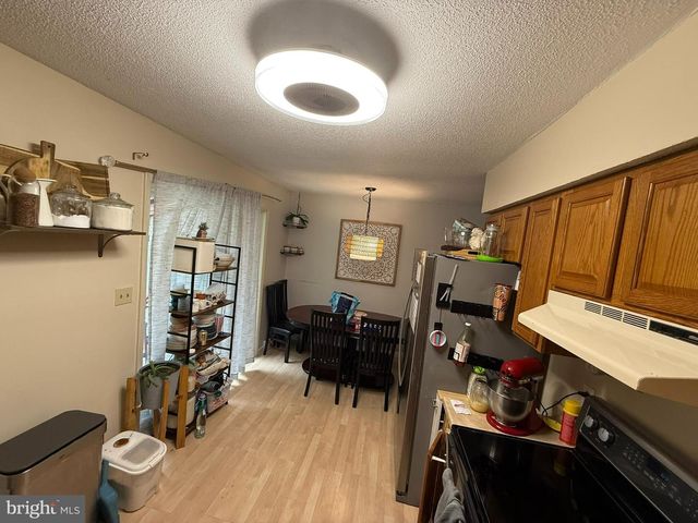 1001 & 1003 ELLMAN LN, State College, PA 16801