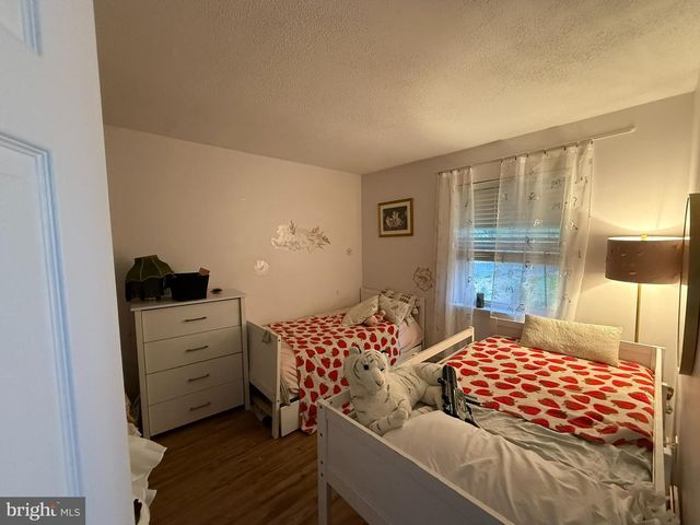 1001 & 1003 ELLMAN LN, State College, PA 16801