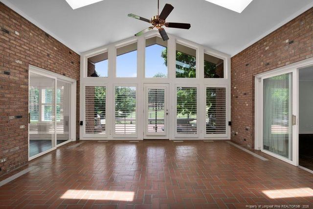 1204 Longleaf Drive, Fayetteville, NC 28305