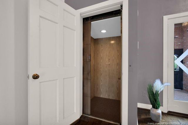 1204 Longleaf Drive, Fayetteville, NC 28305