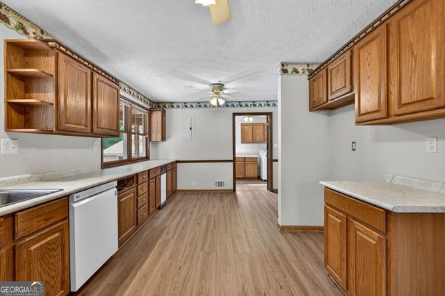 390 Crumbley Road, Mcdonough, GA 30252