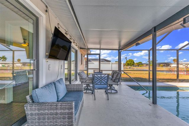 18 ANNAPOLIS LANE, Rotonda West, FL 33947