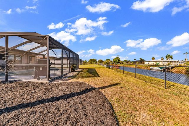 18 ANNAPOLIS LANE, Rotonda West, FL 33947